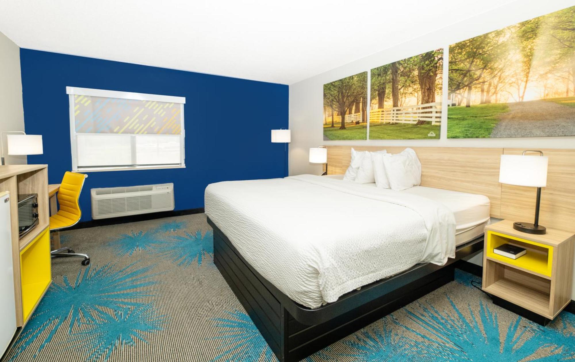 Days Inn By Wyndham Fort Smith Bagian luar foto
