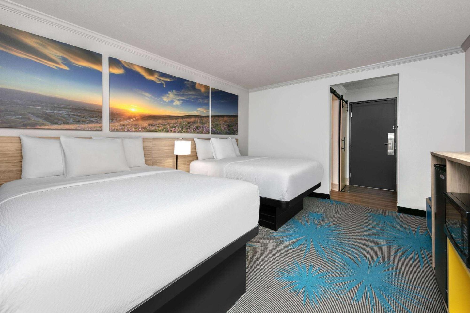 Days Inn By Wyndham Fort Smith Bagian luar foto
